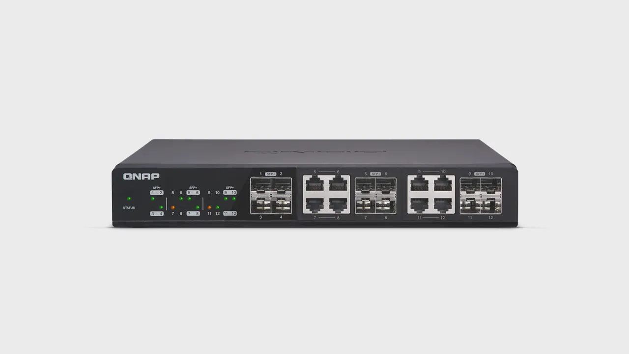 QNAP QSW‑1208‑8C 10GbE switch